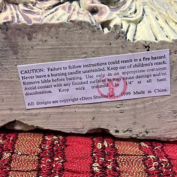 eDeco Studios Angel Wall Three Wick Candle New in Box - Picture 5 of 7